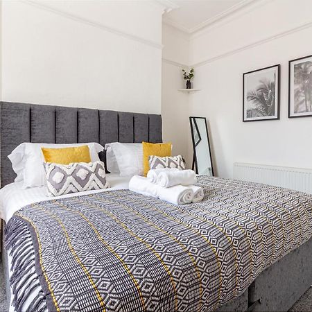 Host & Stay - Montpellier Villa Apartment Cheltenham Exterior foto